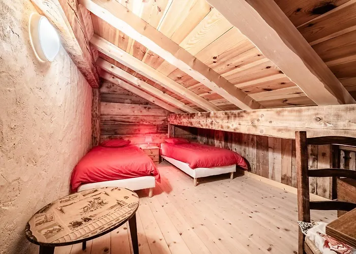 La Ferme De La Vora Domek alpejski *